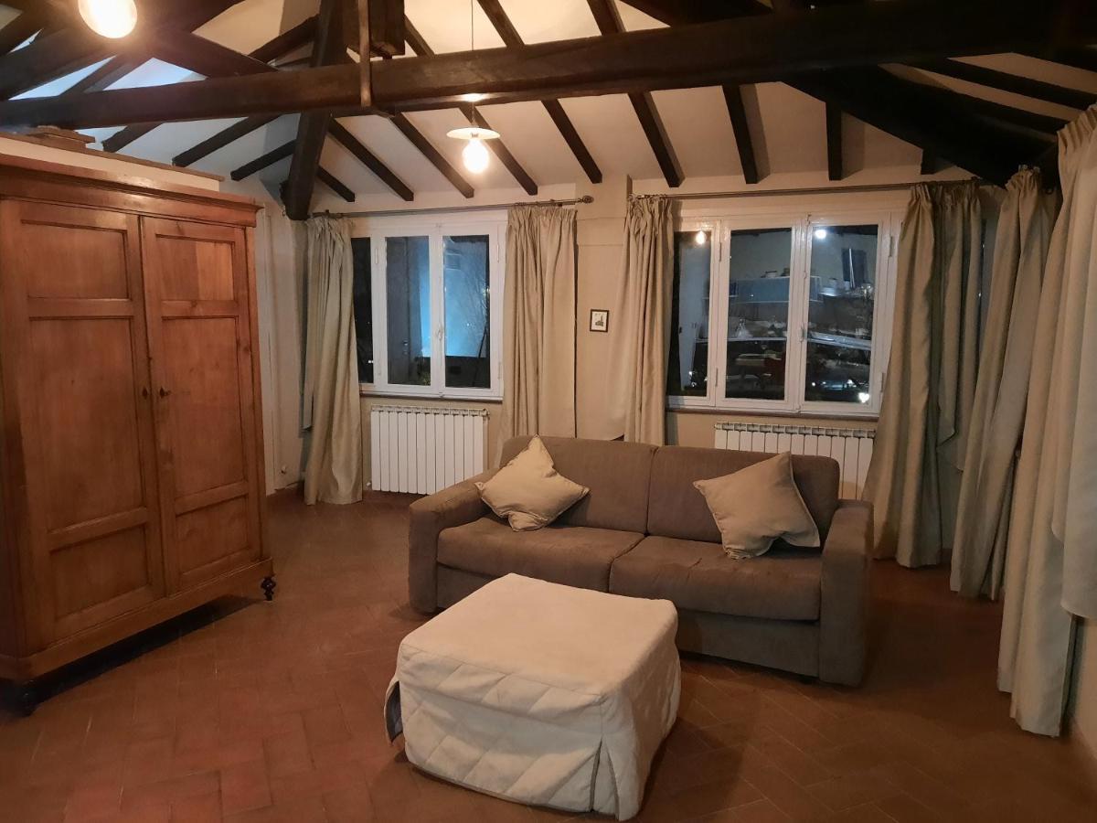 Ferienwohnung La Terrazza Fra Le Torri Lucca Exterior foto